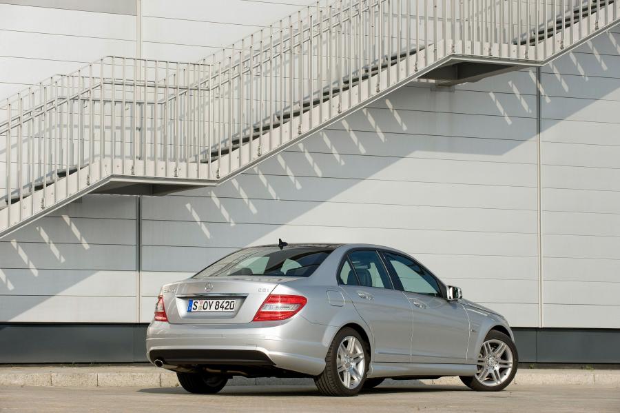  Mercedes-Benz C250 CDI BlueEFFICIENCY Prime Edition 2008 года  (фото 3 из 13)